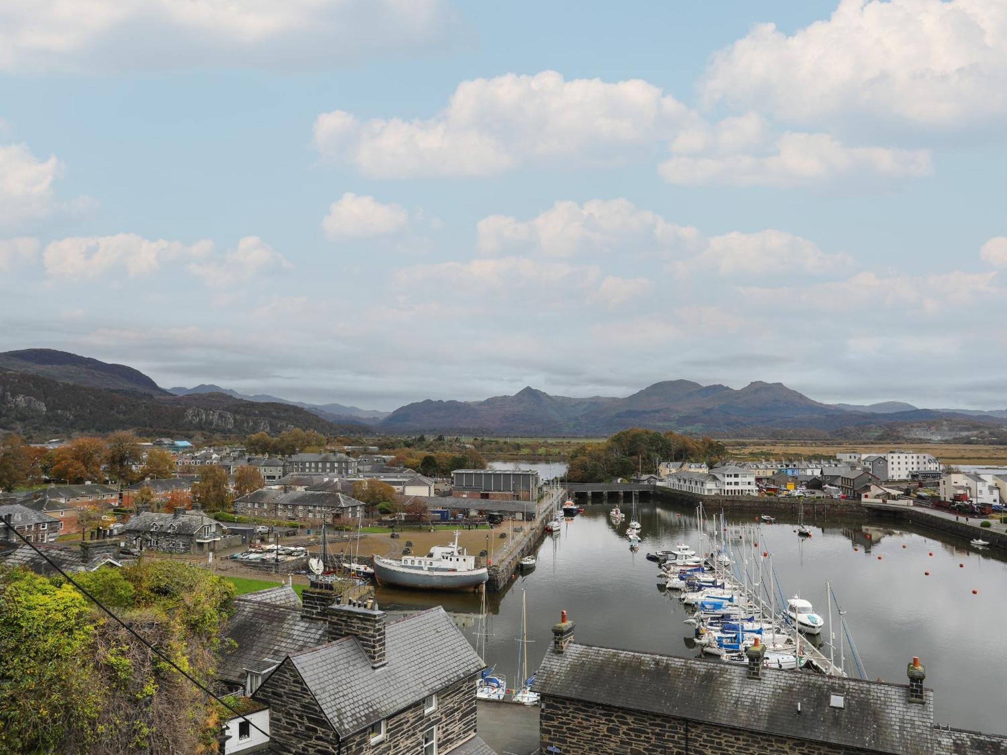 Cornhill Courtyard Appartement Porthmadog Buitenkant foto