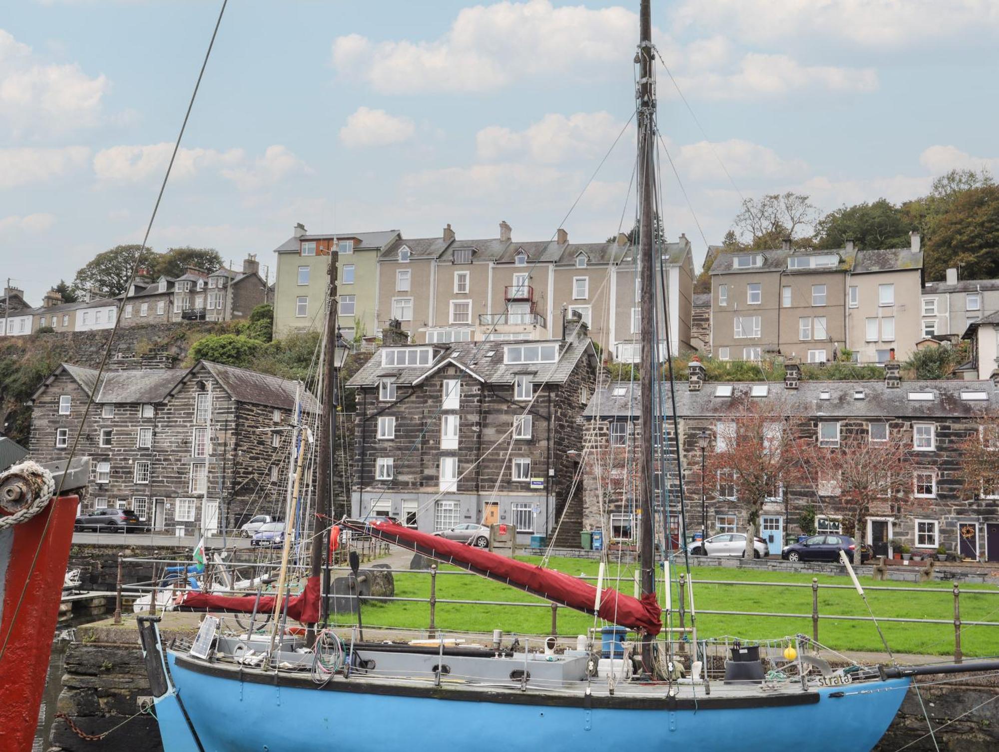 Cornhill Courtyard Appartement Porthmadog Buitenkant foto